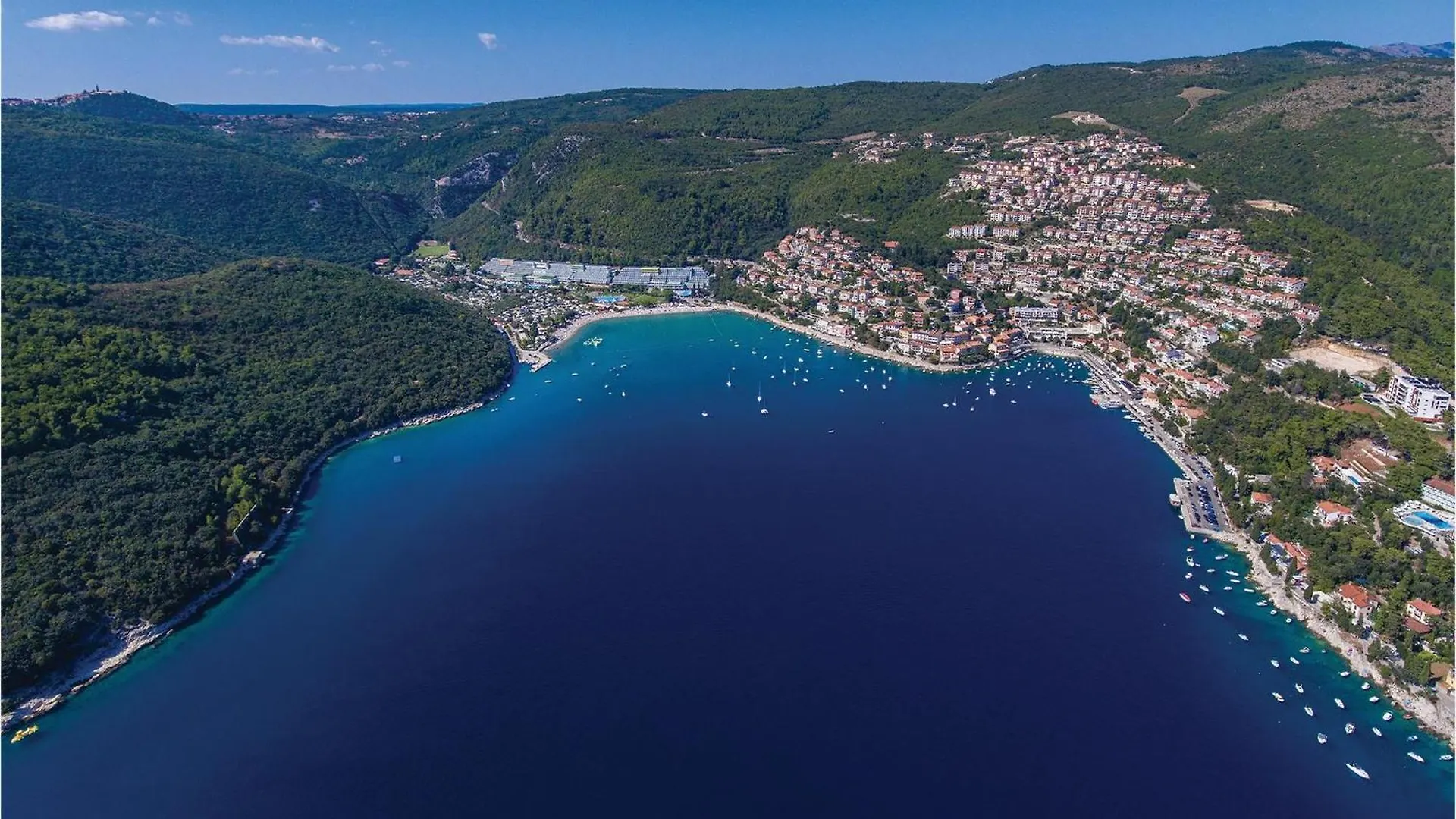 Lovely Home In Cere With Outdoor Swimming Pool Santalezi Croatia